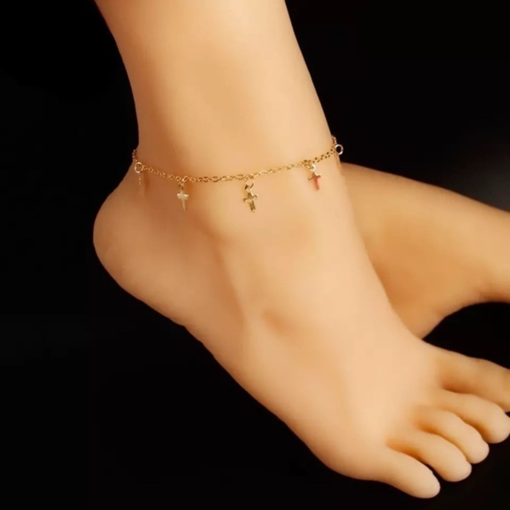 3/$30 💛 Mini Cross Anklet